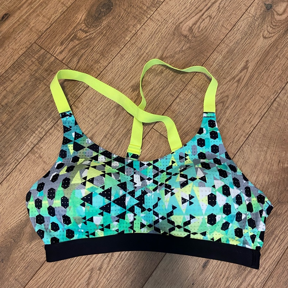 Victoria Sports Bra